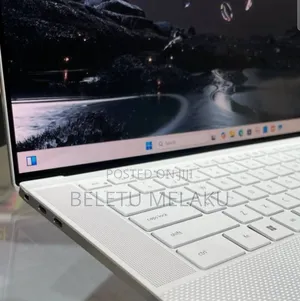 Photo - New Laptop Dell XPS 15 9510 16GB Intel Core I7 SSD 1T