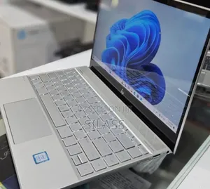 New Laptop HP Envy X360 8GB Intel Core I5 SSD 256GB