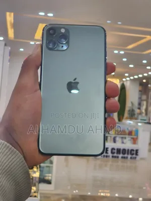 Photo - Apple iPhone 11 64 GB