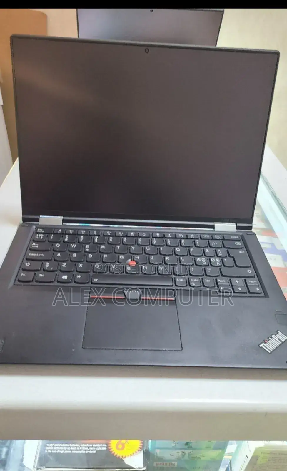 New Laptop Lenovo ThinkPad Yoga 370 8GB Intel Core I5 SSD 512GB