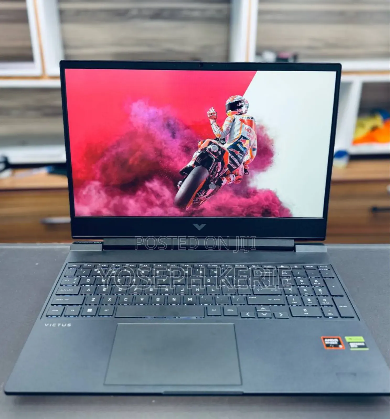 New Laptop HP Victus 16 16GB AMD Ryzen 5 SSD 512GB