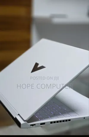 New Laptop HP Victus 16 16GB AMD Ryzen 7 SSD 1T