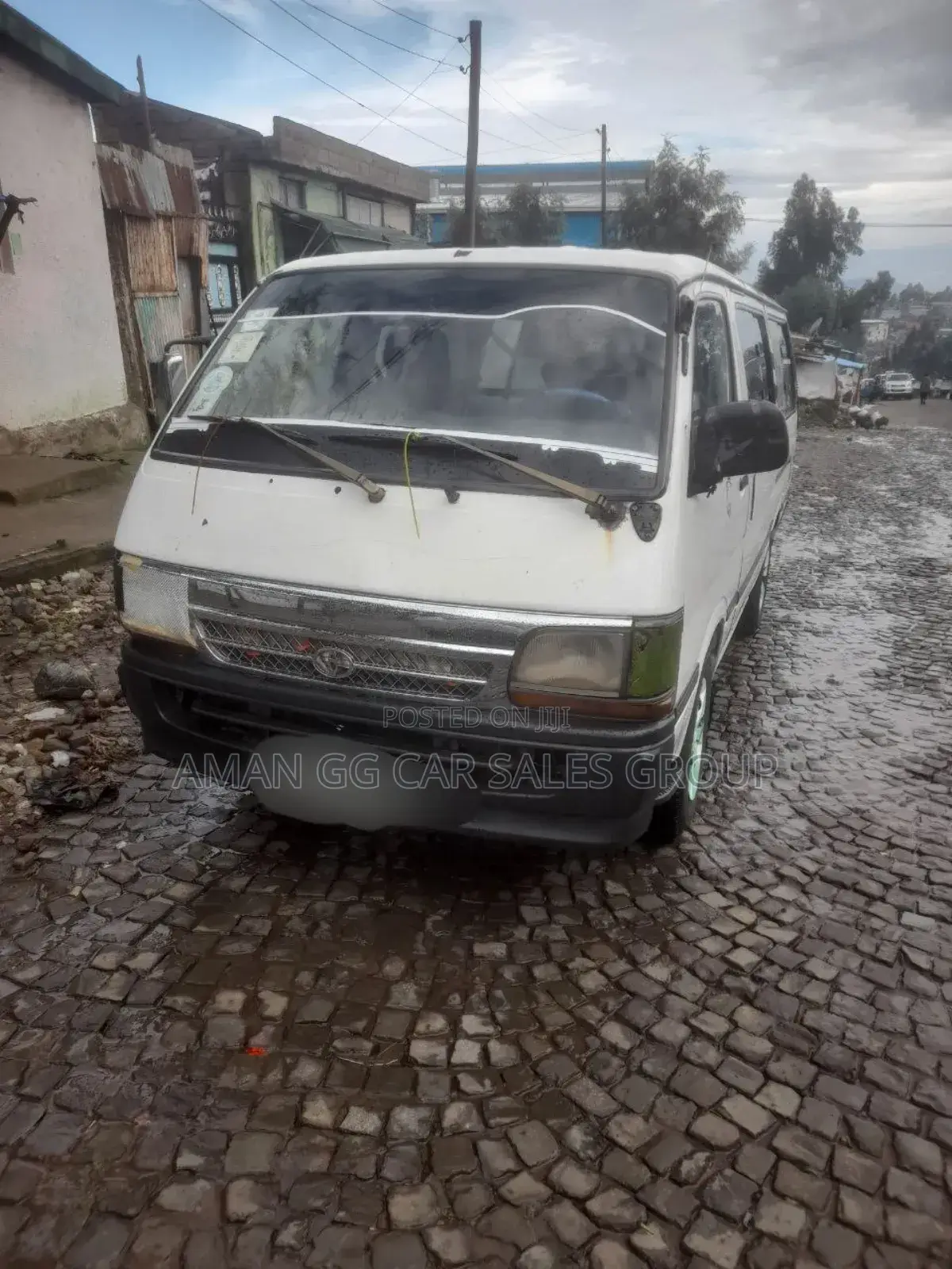 Toyota HiAce 1999 White