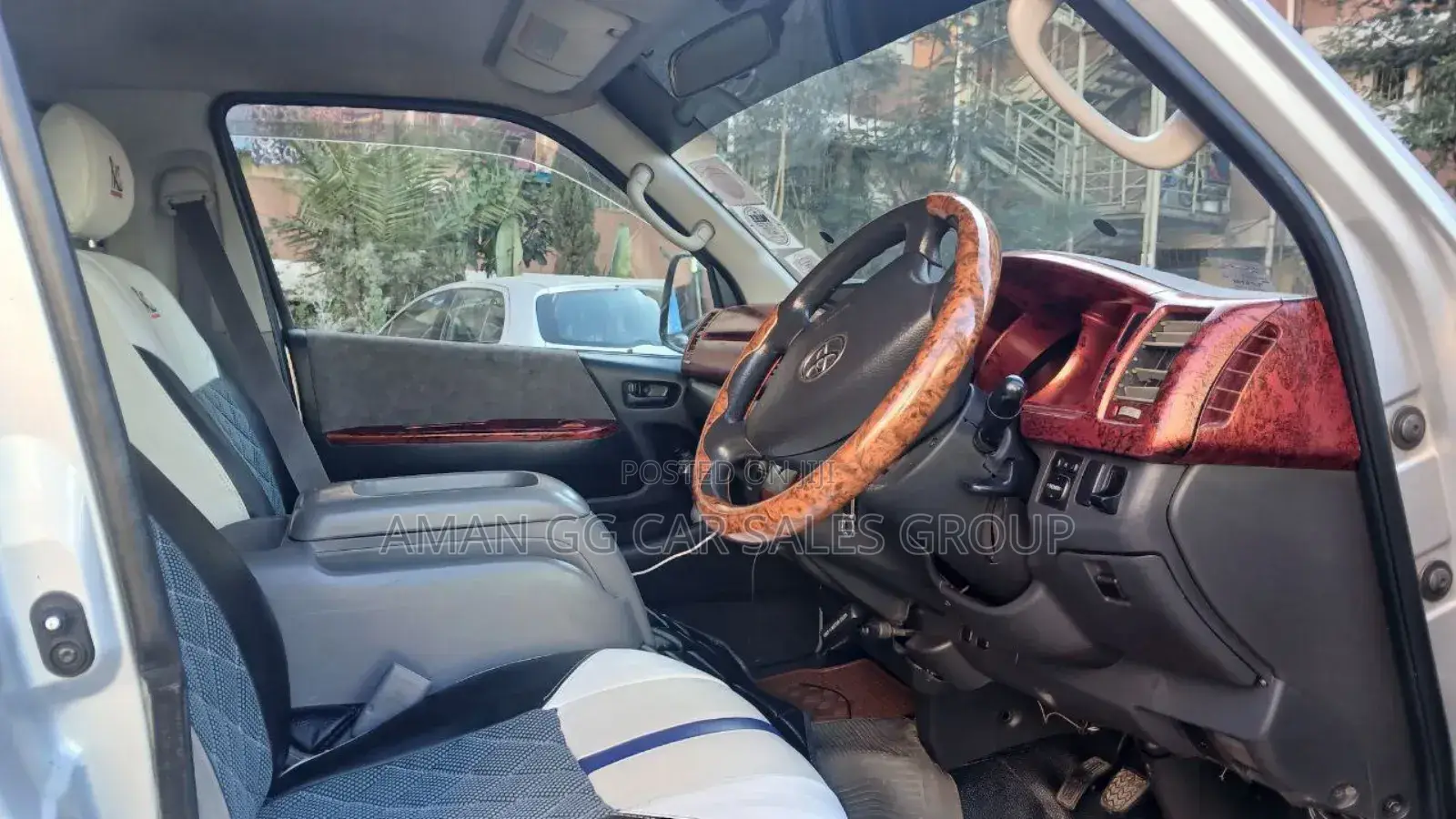 Toyota HiAce 2007 Silver