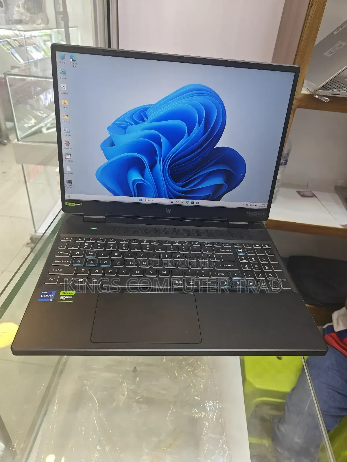 New Laptop Acer Predator Helios 300 16GB Intel Core I9 SSD 1T