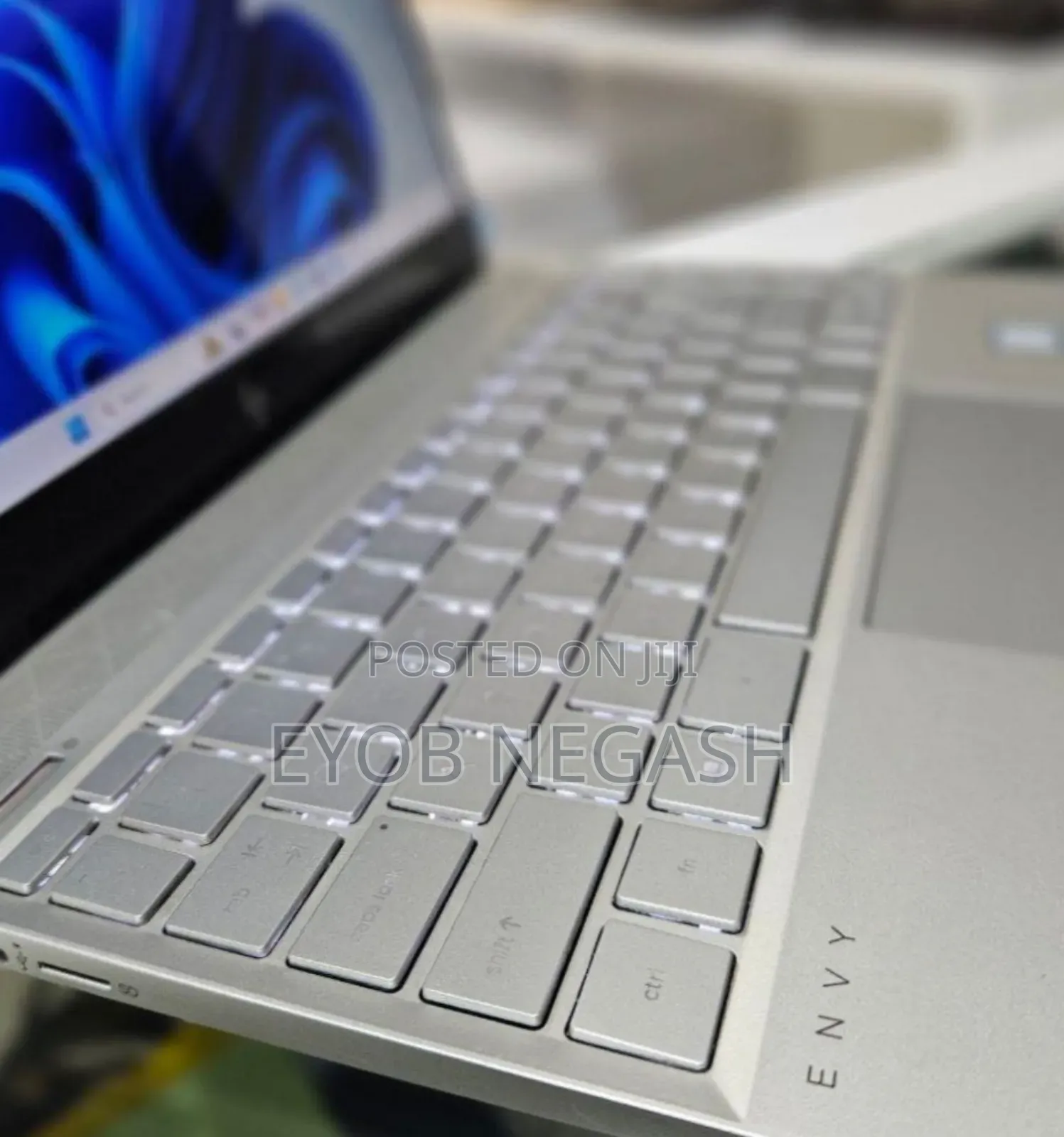 New Laptop HP Envy 13 8GB Intel Core I5 SSD 256GB