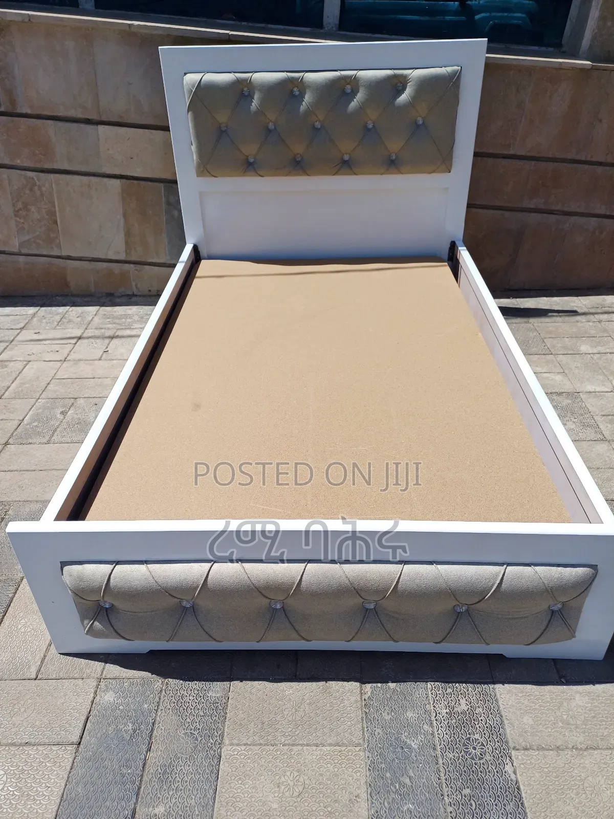 150 Brand New Beddddddddddddd