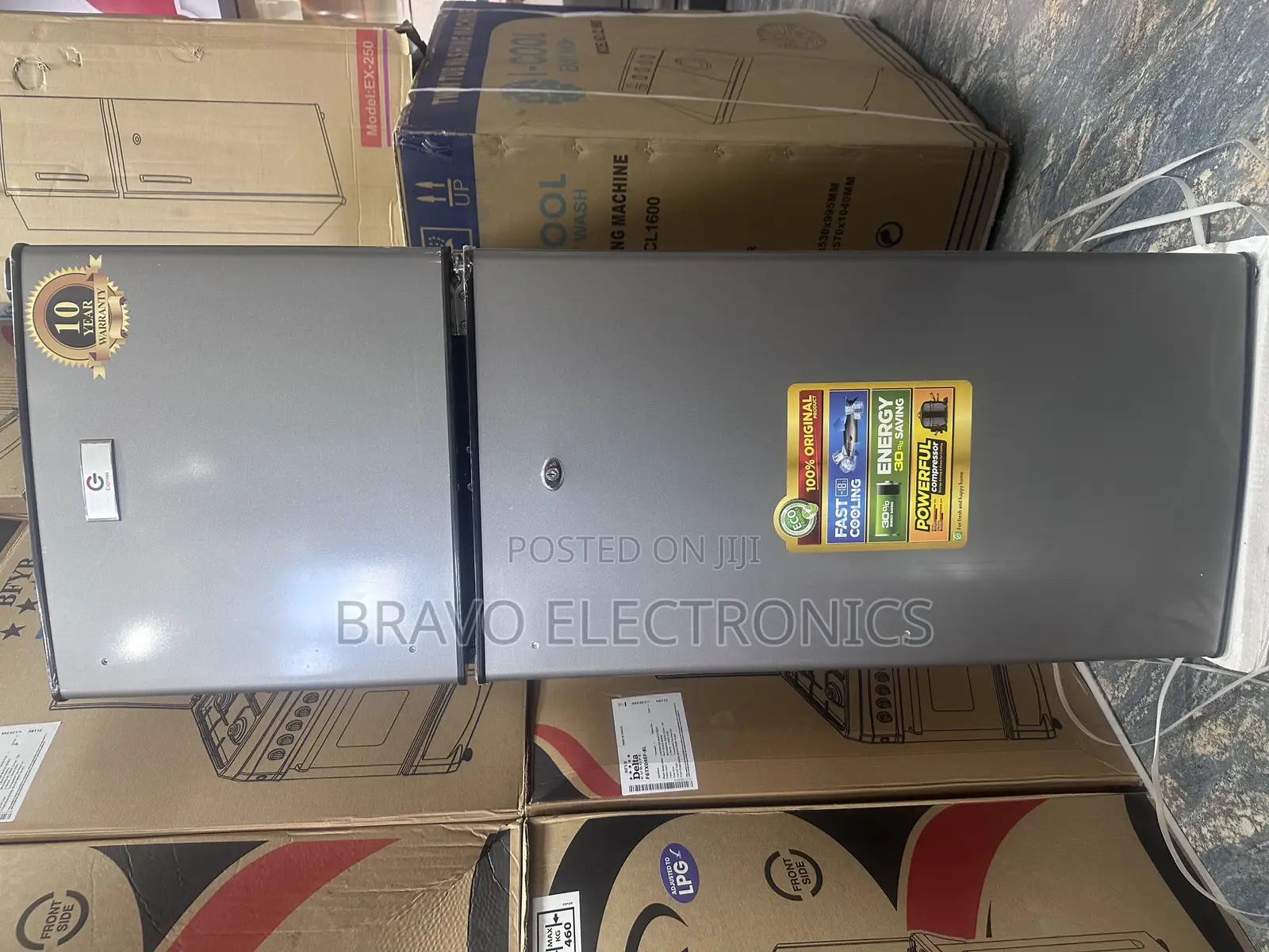 Express 250 Refrigerator