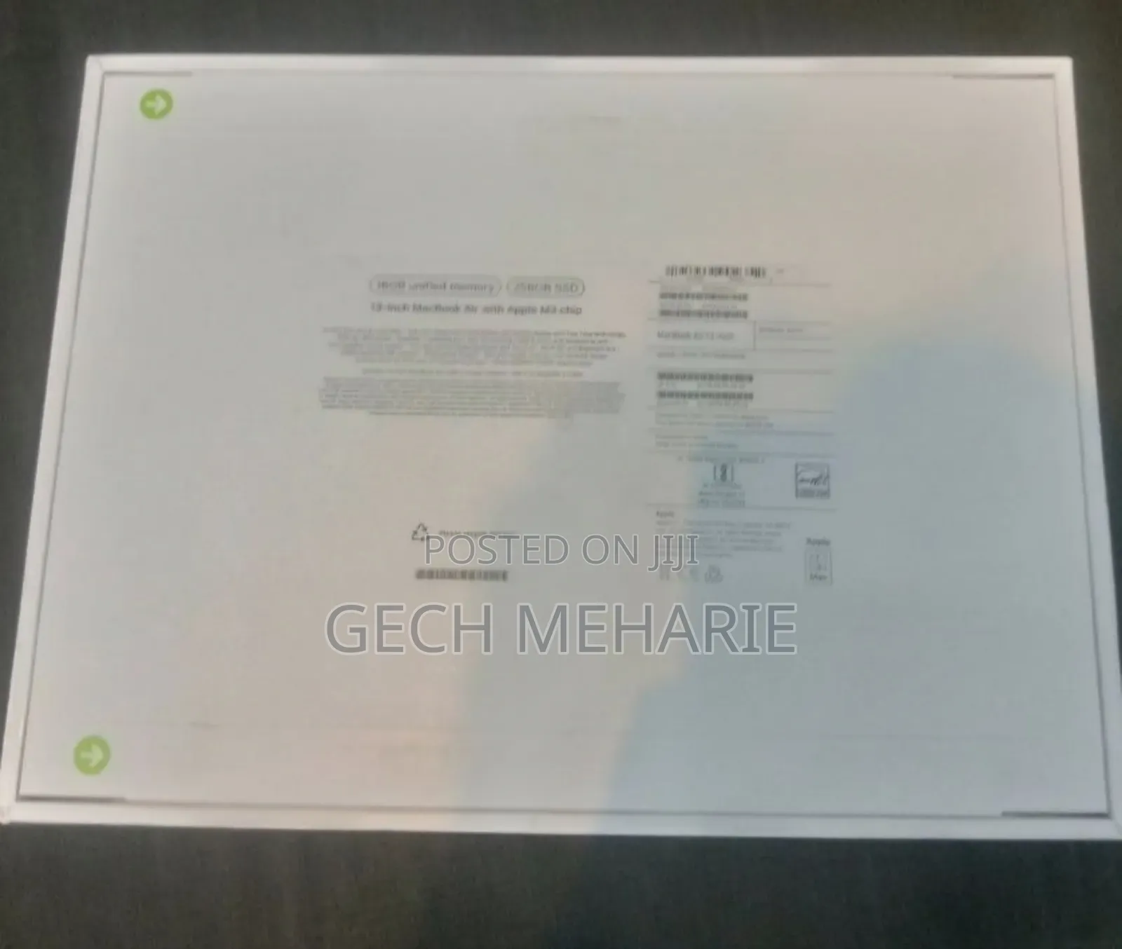 New Laptop Apple MacBook Air 2024 M3 13-Inch 16GB Apple M3 SSD 256GB