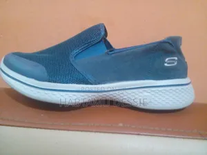 Photo - Sketchers Shoes