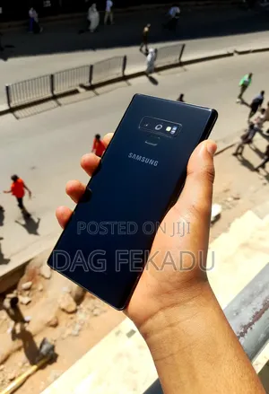 Photo - New Samsung Galaxy Note 9 128 GB Black