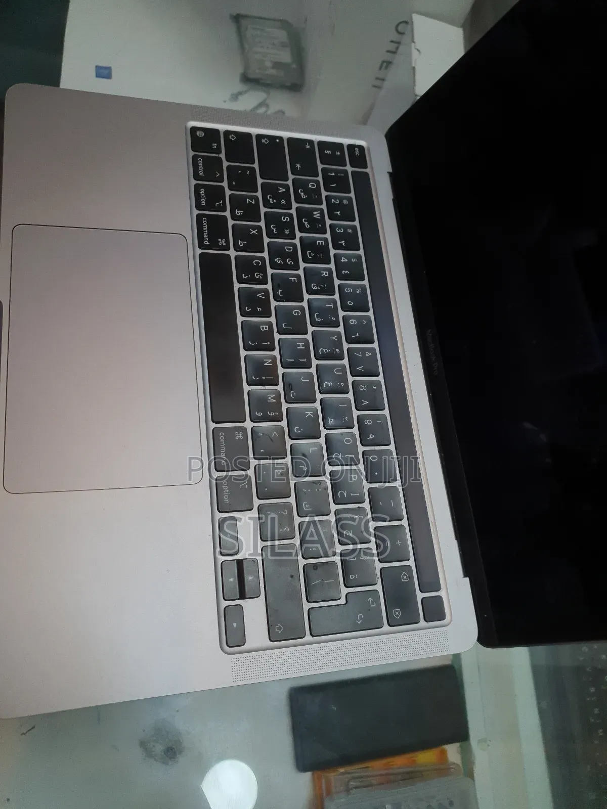 New Laptop Apple MacBook Pro 2022 M2 8GB Apple M2 SSD 256GB