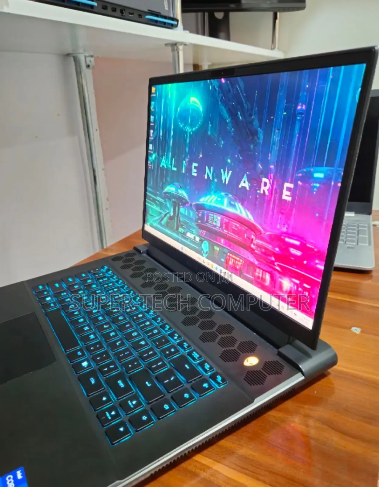 New Laptop Alienware M15 R3 16GB Intel Core I7 SSD 1T