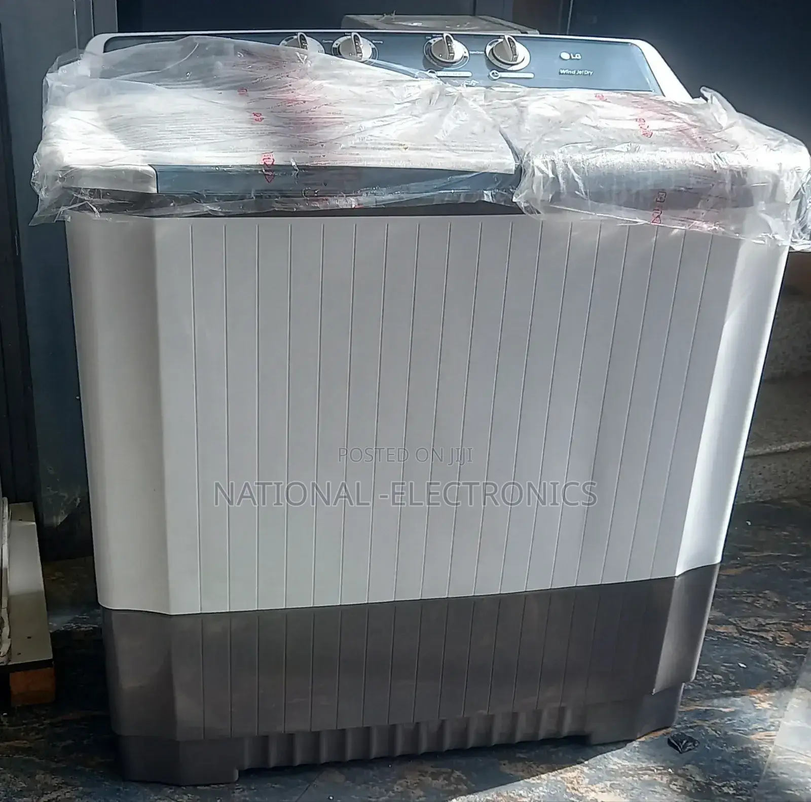 Lg Washing Machine 16kg