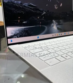 Photo - New Laptop Dell XPS 15 16GB Intel Core I7 SSD 1T