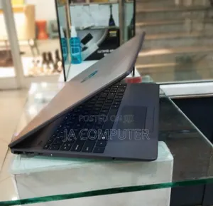 New Laptop HP Stream Notebook 16GB AMD Ryzen 5 SSD 512GB