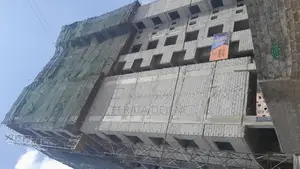 2bdrm Apartment in መካኒሳ አቦ ማዞሪያ, Bole for sale