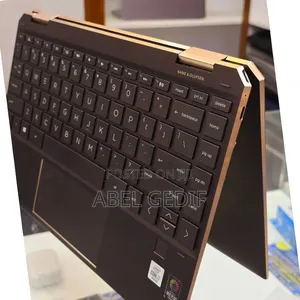 Photo - New Laptop HP Spectre 13 16GB Intel Core I7 SSD 512GB