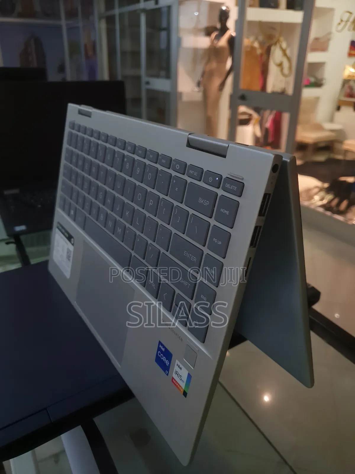 New Laptop HP Envy X360 16GB Intel Core I7 SSD 1T