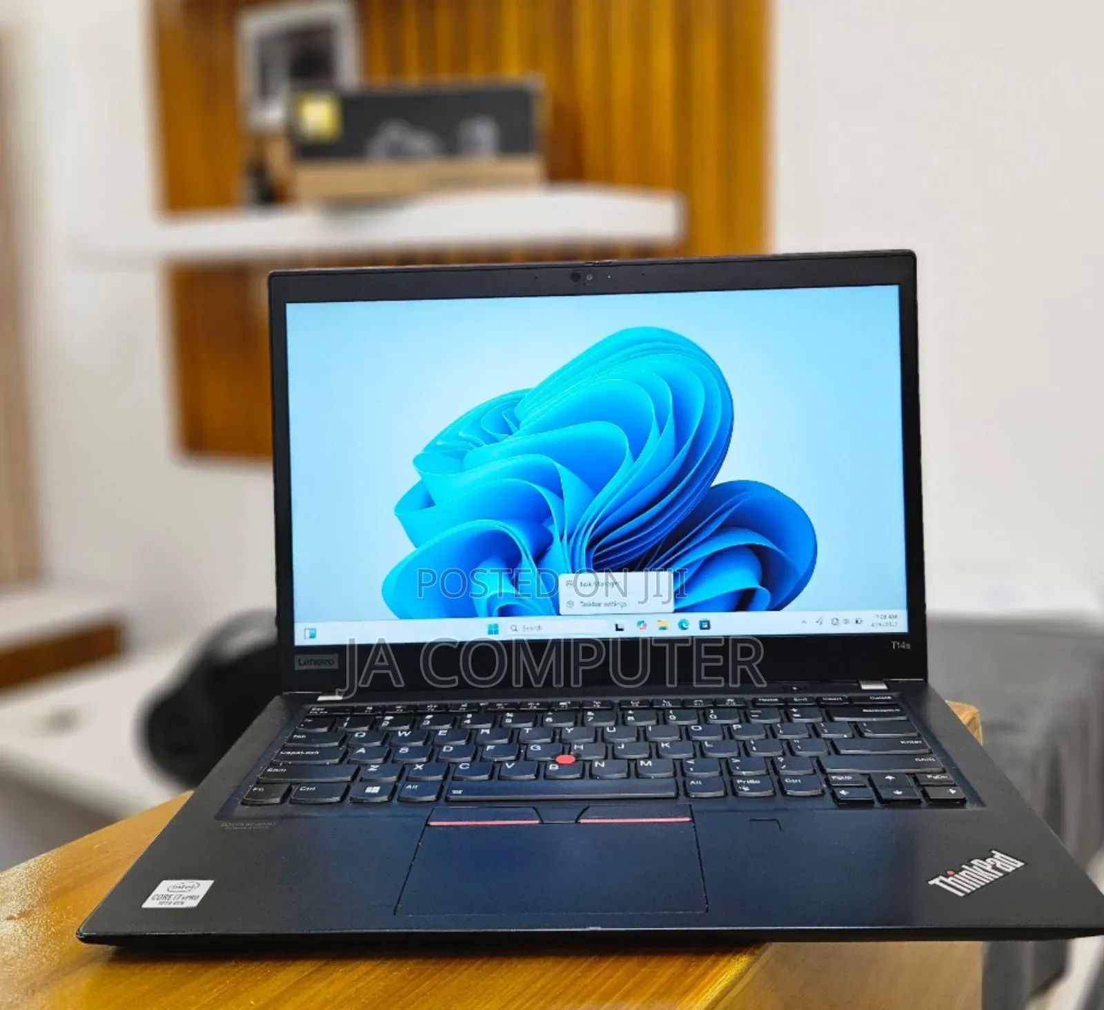 New Laptop Lenovo ThinkPad T14s G4 32GB Intel Core I7 SSD 512GB