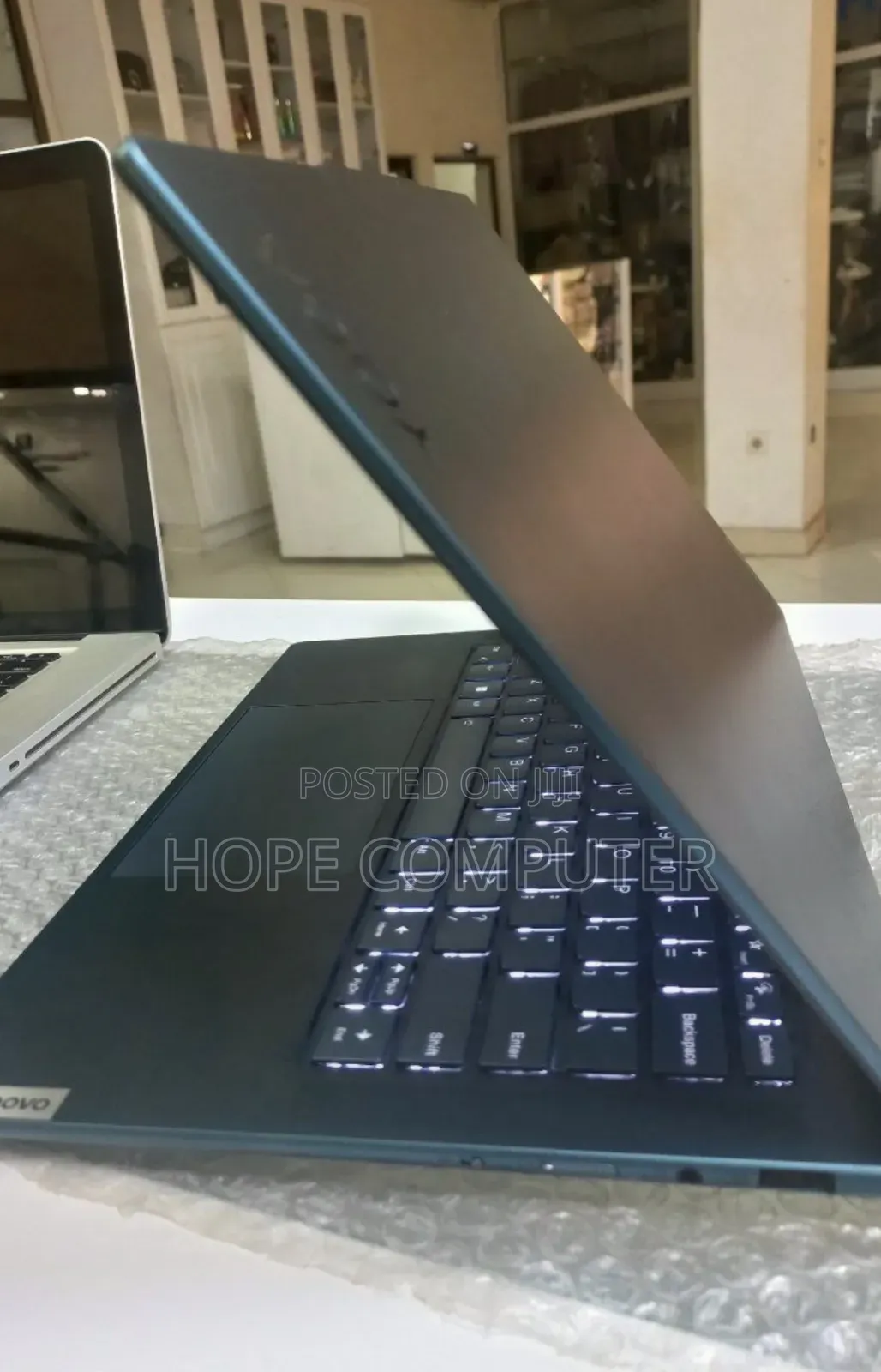 New Laptop Lenovo Yoga 2 32GB AMD Ryzen 7 SSD 1T