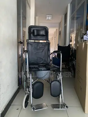 ዊልቸር ፖፖ ያለው Wheelchair፸wheelchair፼wheelchair፩wheelchair