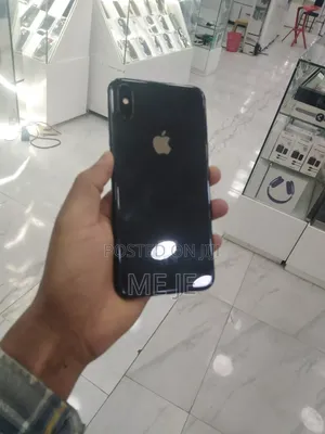 Photo - Apple iPhone XS Max 64 GB Black