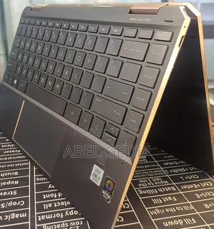 Photo - New Laptop HP Spectre X360 13 16GB Intel Core I7 SSD 1T