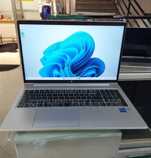 Photo - New Laptop HP ProBook 450 G8 16GB Intel Core I5 SSD 512GB
