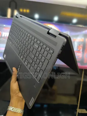 New Laptop Lenovo Yoga 7i 16GB Intel Core Ultra 7 SSD 1T