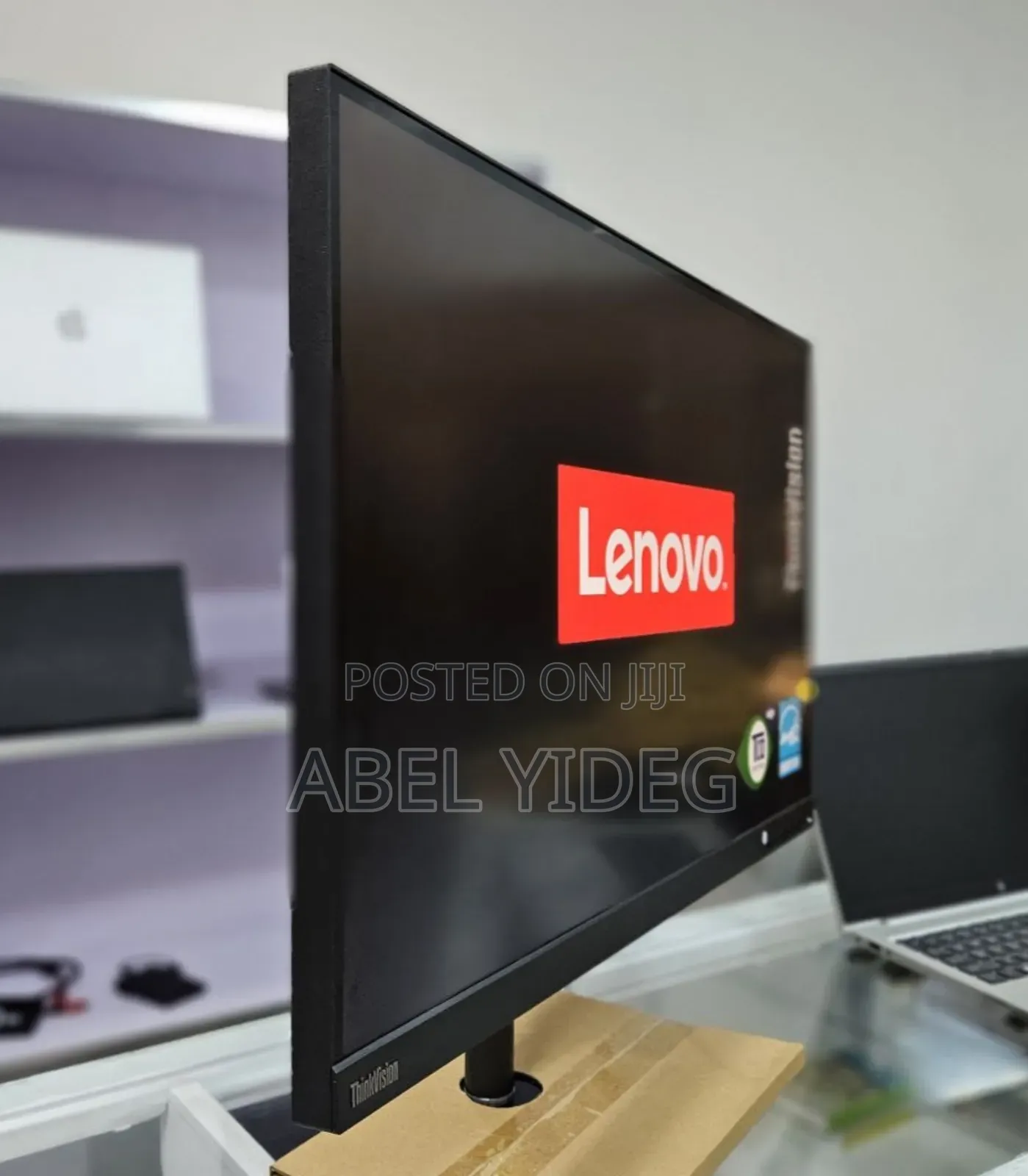 Lenovo Monitor
