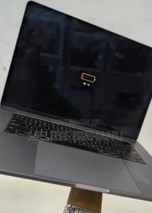 New Laptop Apple MacBook Pro 2019 16GB Intel Core I7 SSD 512GB