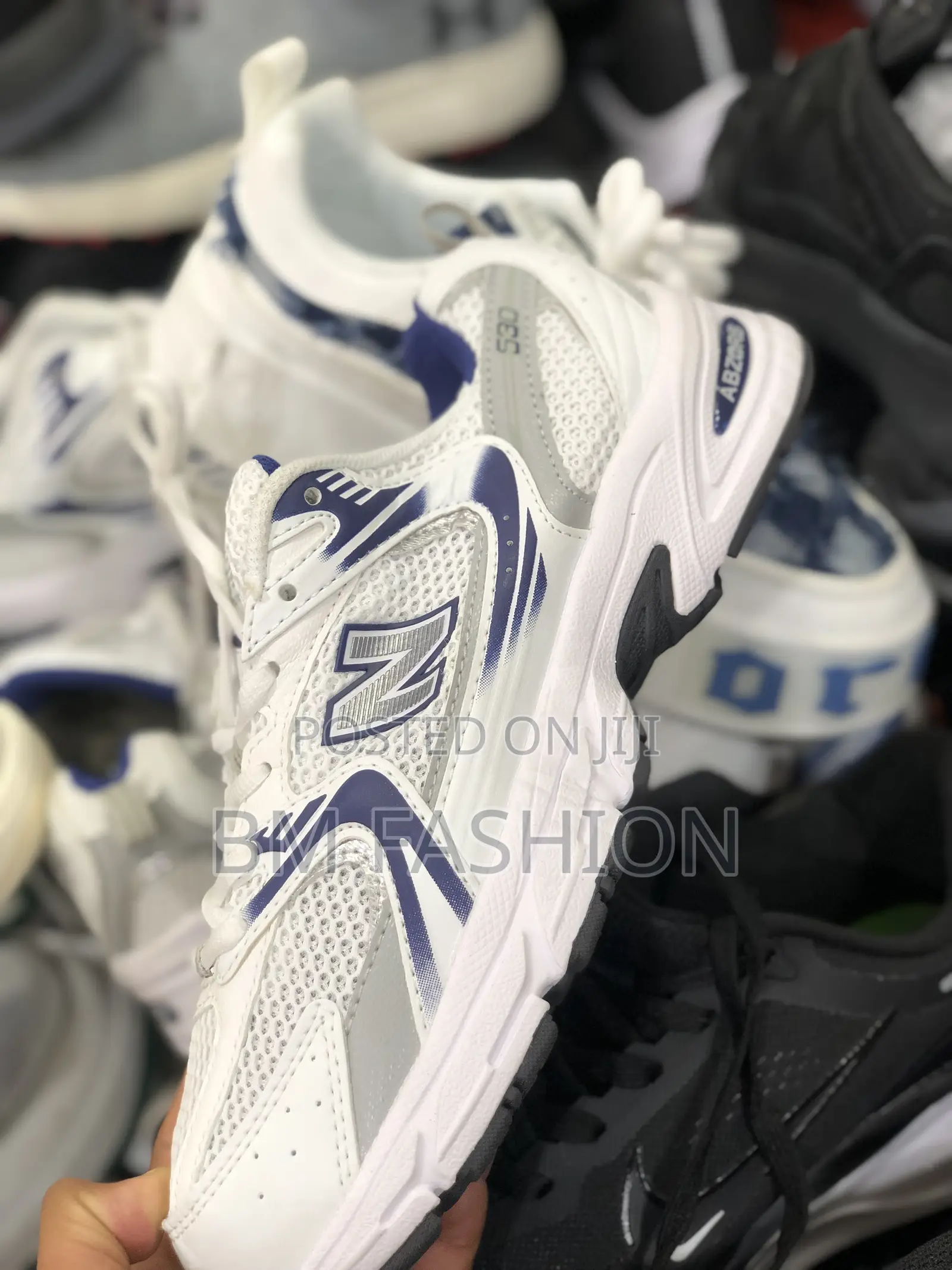 New Balance 530 White and Blue Sport Sneaker Men’S