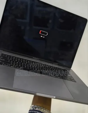 New Laptop Apple MacBook Pro 2019 8GB Apple M2 SSD 256GB