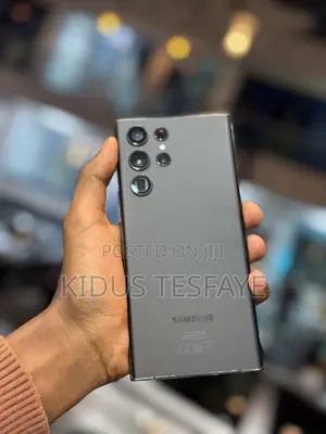 Photo - Samsung Galaxy S22 Ultra 128 GB Black