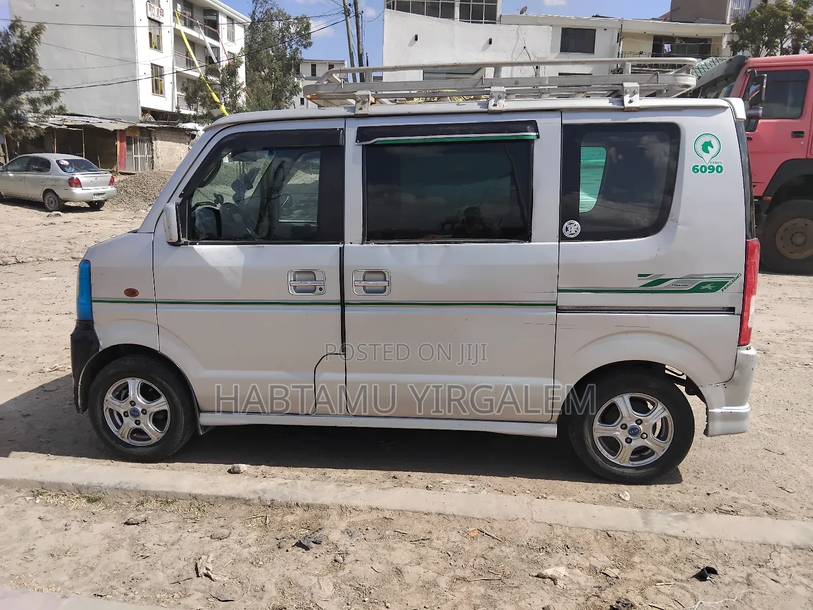Suzuki Every Wagon 2012 Silver