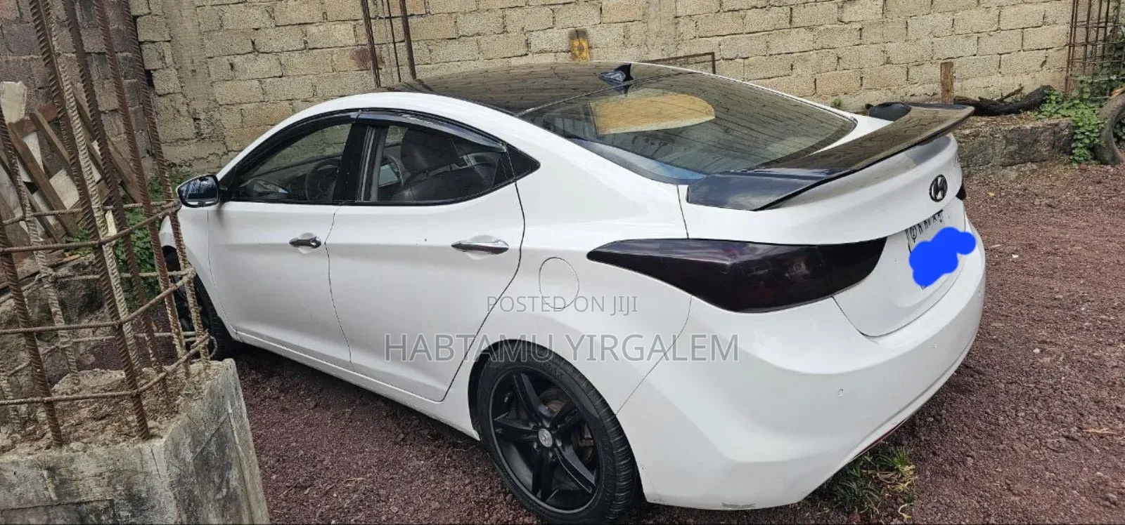 Hyundai Avante 2013 White