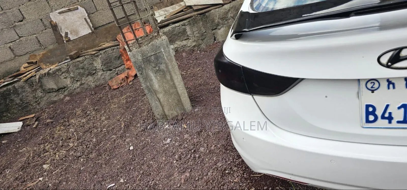 Hyundai Avante 2013 White