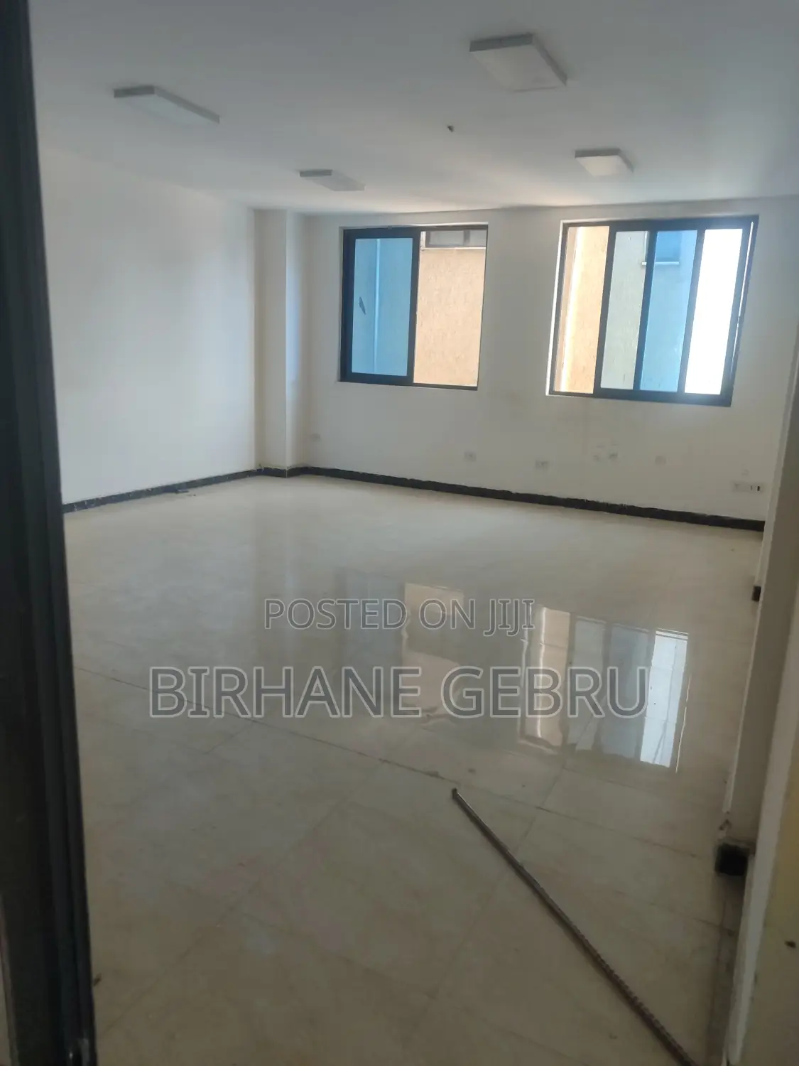 Luxury Apartiment Rent for Office or Store