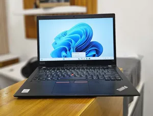 Photo - New Laptop Lenovo ThinkPad Yoga 16GB Intel Core I7 SSD 512GB