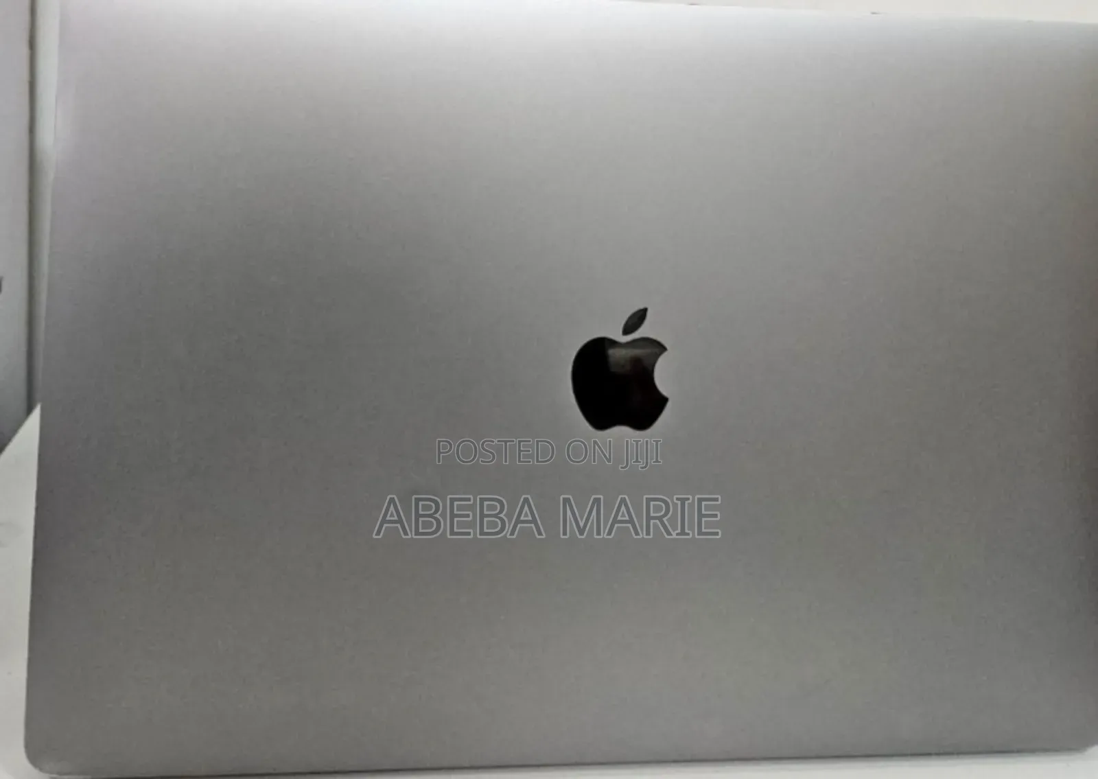 New Laptop Apple MacBook Pro 2018 16GB Intel Core I7 SSD 512GB