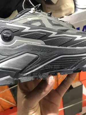 Master Quality Columbia Water Proof Comfortable Shoes