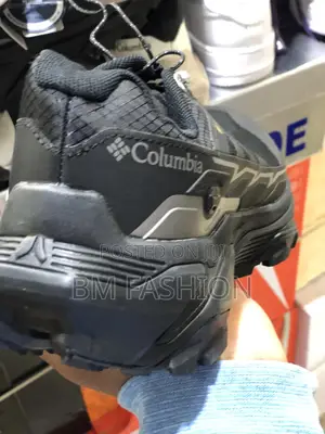 Master Quality Columbia Water Proof Comfortable Shoes