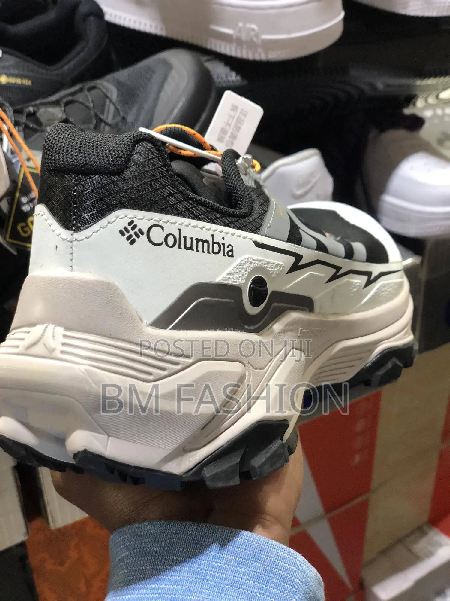 Master Quality Columbia Water Proof Comfort Shoes Creamie