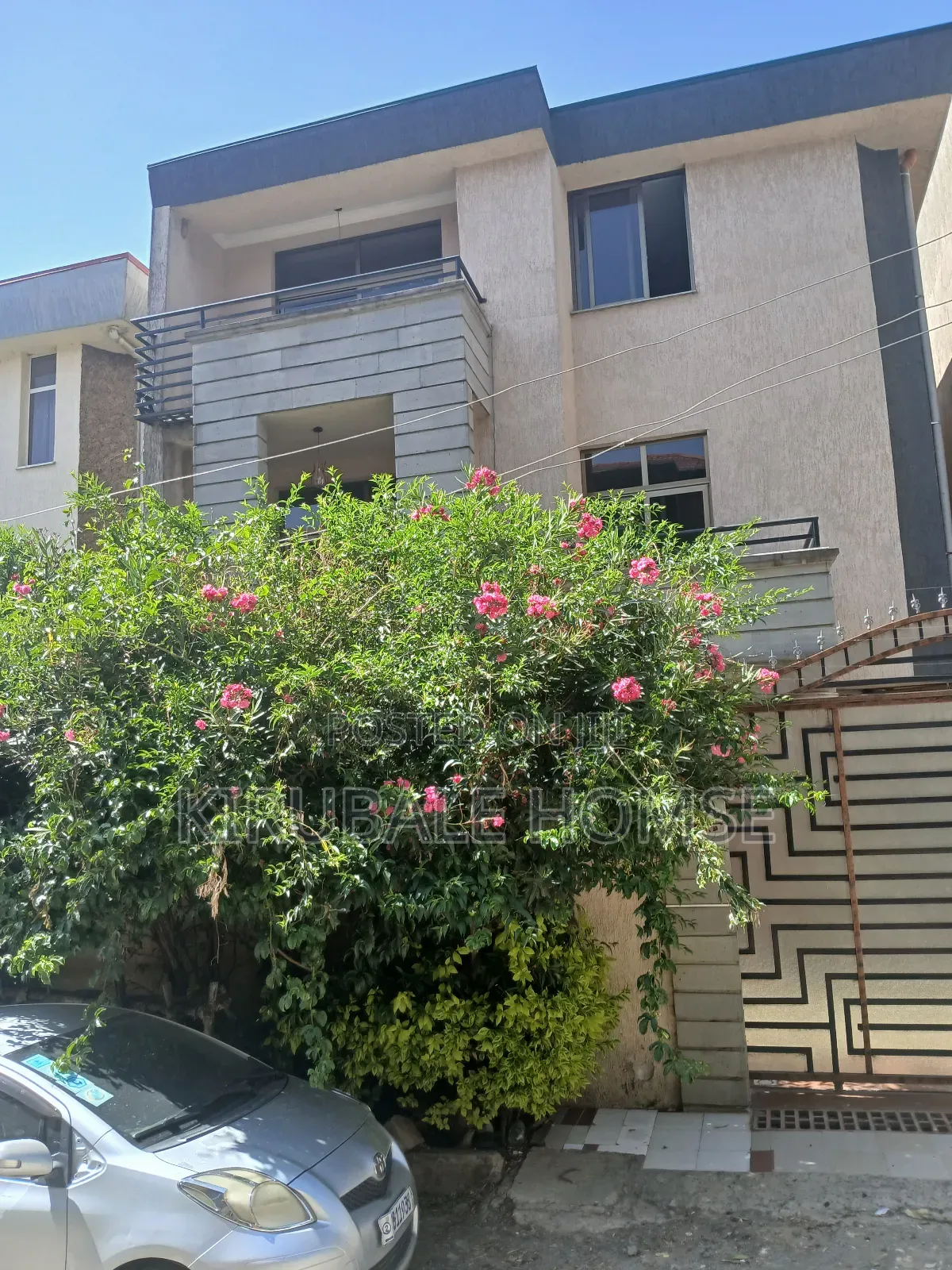 11bdrm Villa in Bole for sale