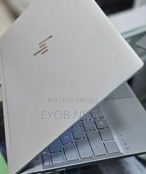 New Laptop HP Envy 13 8GB Intel Core I5 SSD 256GB