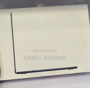 Photo - New Laptop Apple MacBook Air 2024 M3 13-Inch 16GB Apple M3 SSD 256GB