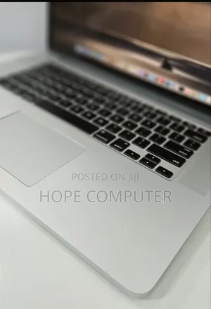 New Laptop Apple MacBook 2015 16GB Intel Core I5 SSD 512GB