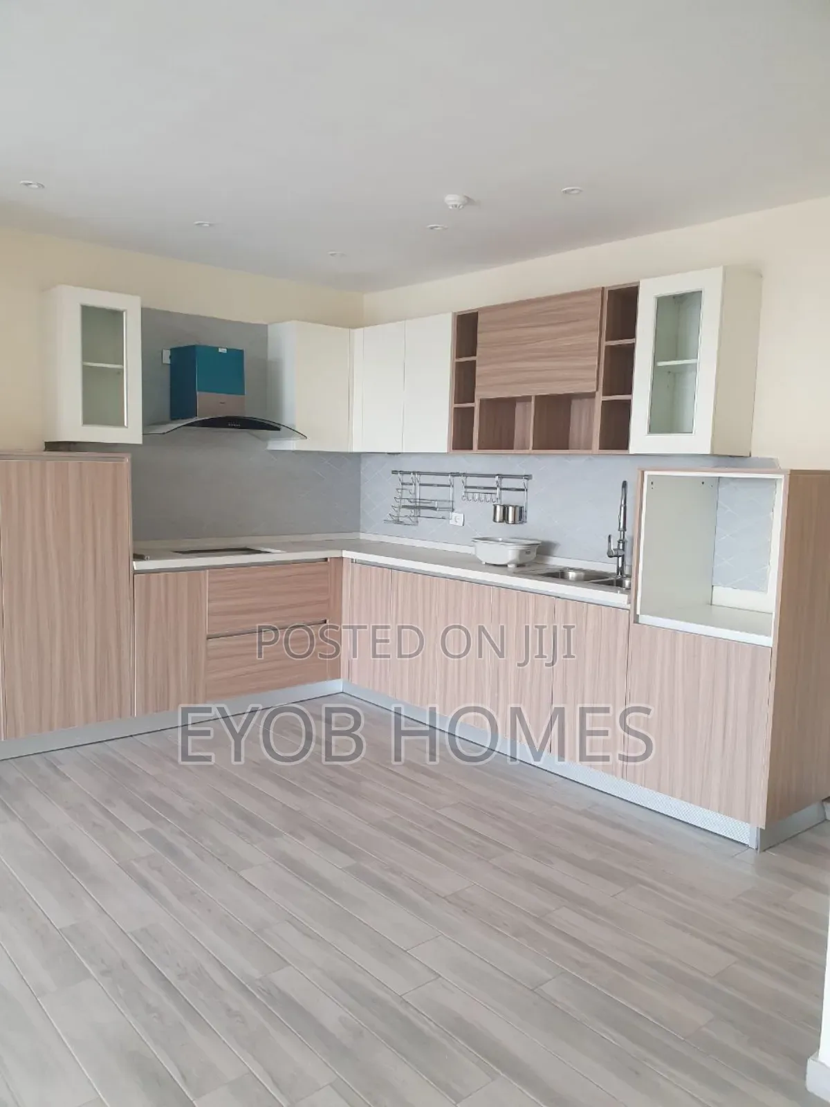 Furnished 3bdrm Apartment in Solta City, Bole for sale