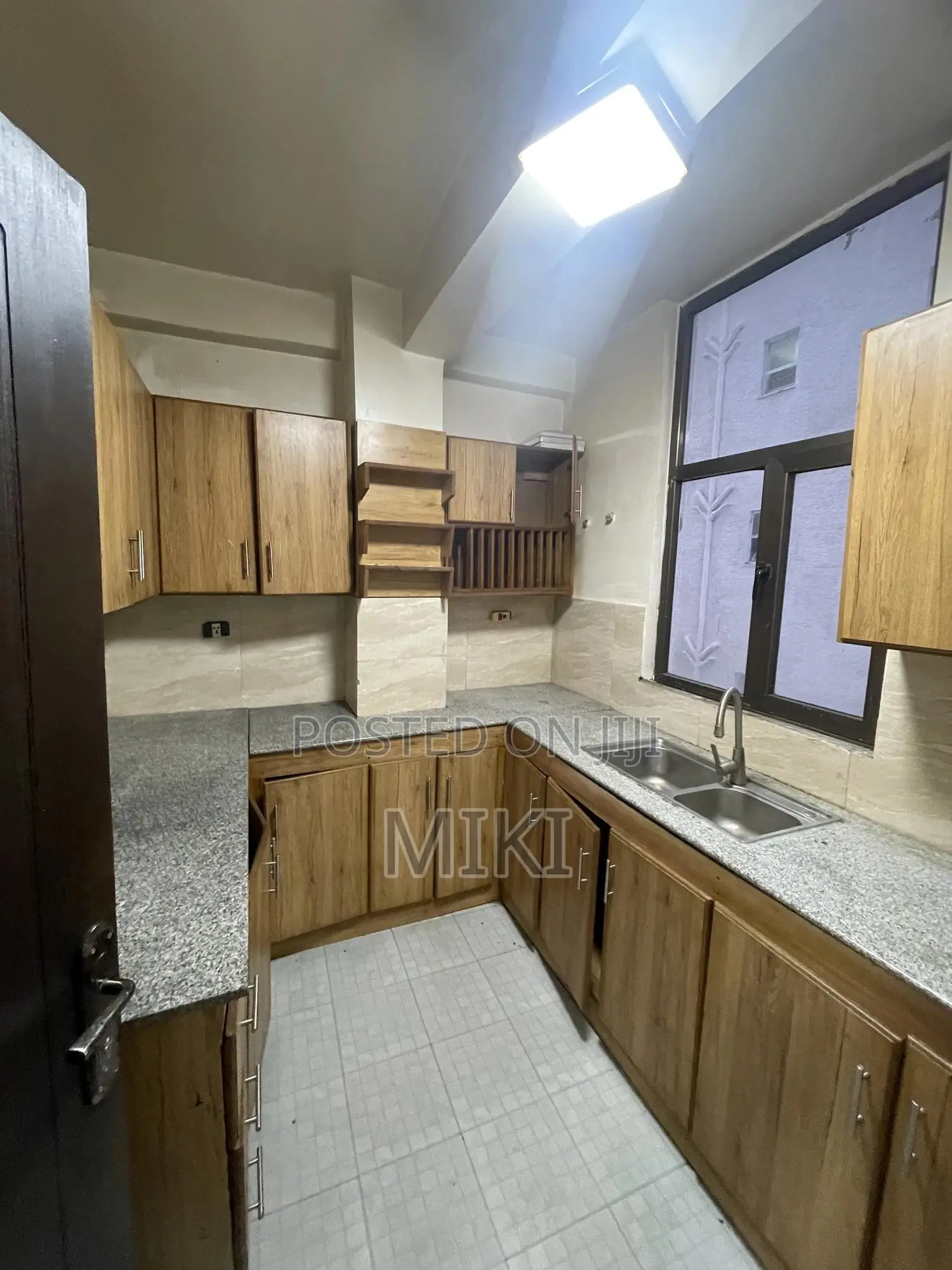 Furnished 3bdrm Apartment in Haile Garment, Nifas Silk-Lafto for sale